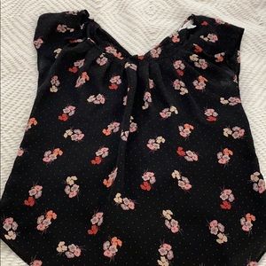 LAUREN CONRAD: floral blouse